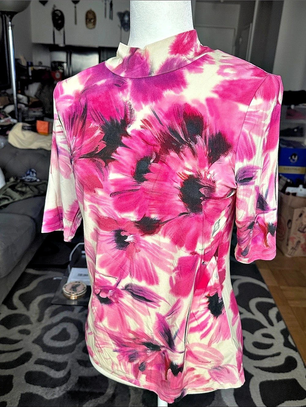 Johnny Was Jane Favorite-Flare Fitted Elbow Sleeve Mock Neck Floral Mock Neck